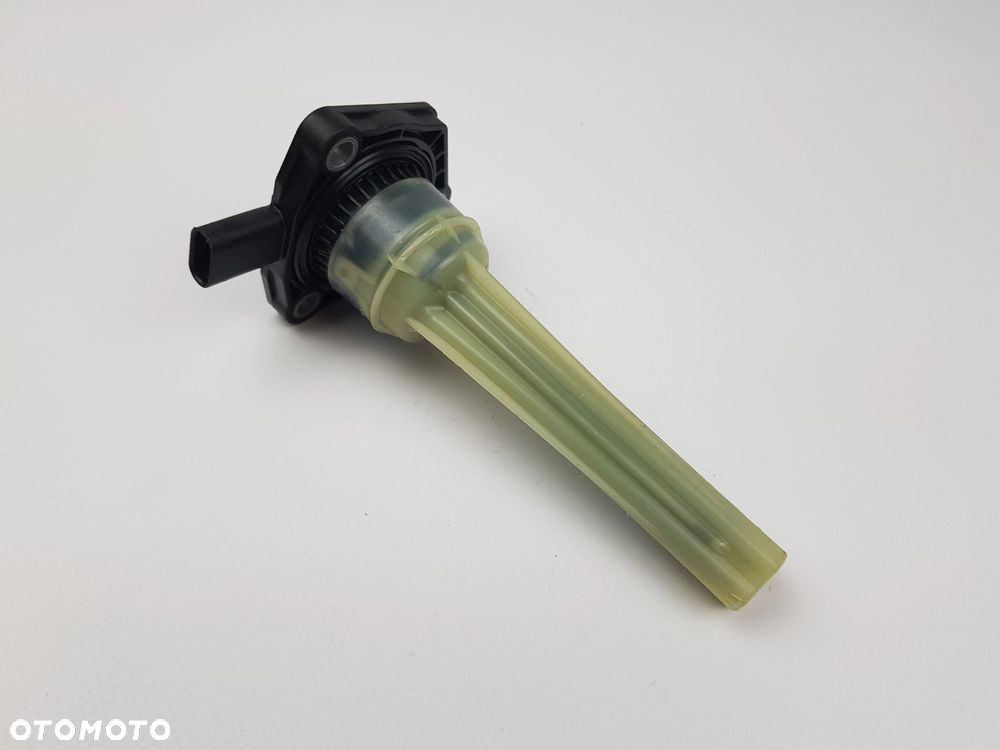 NOWY ORYGINALNY Czujnik poziomu oleju Mercedes w205 w223 c236 A0919059301 - 2