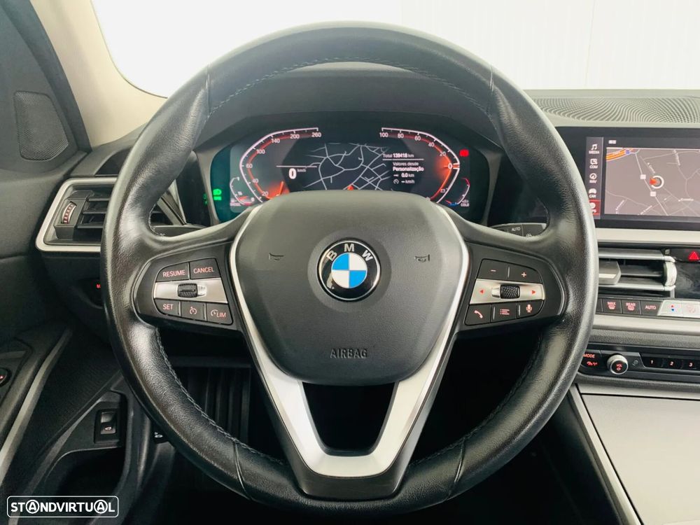 BMW 318 - 12