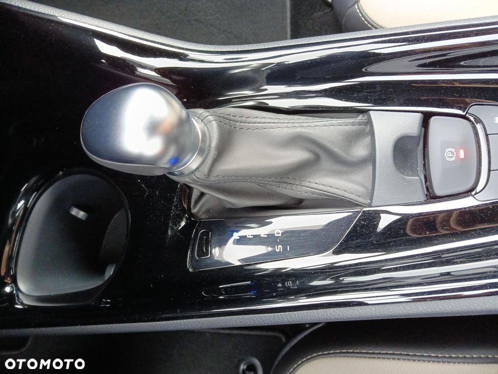 Toyota C-HR 2.0 Hybrid Executive - 20