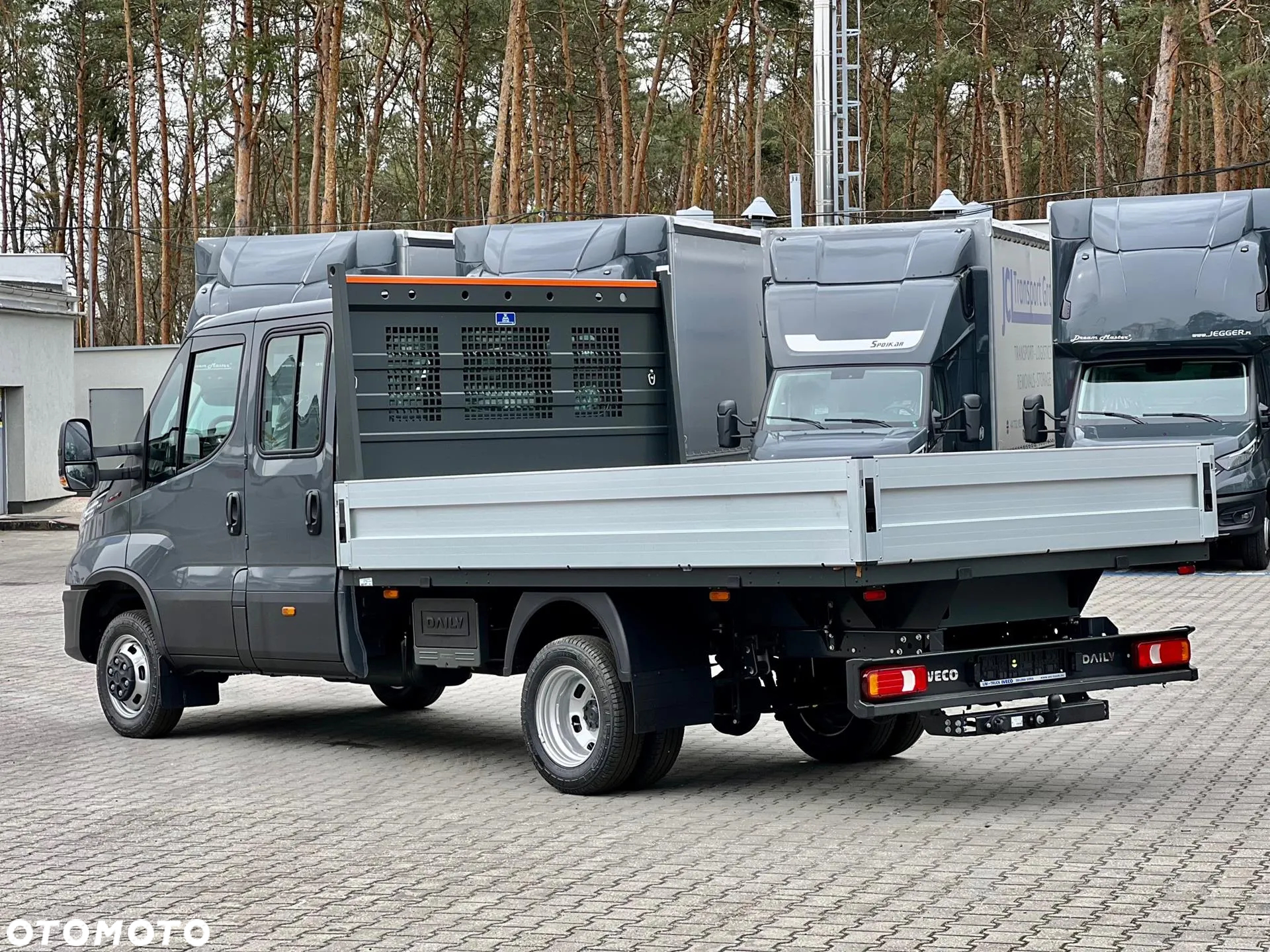 Iveco DAILY - 7