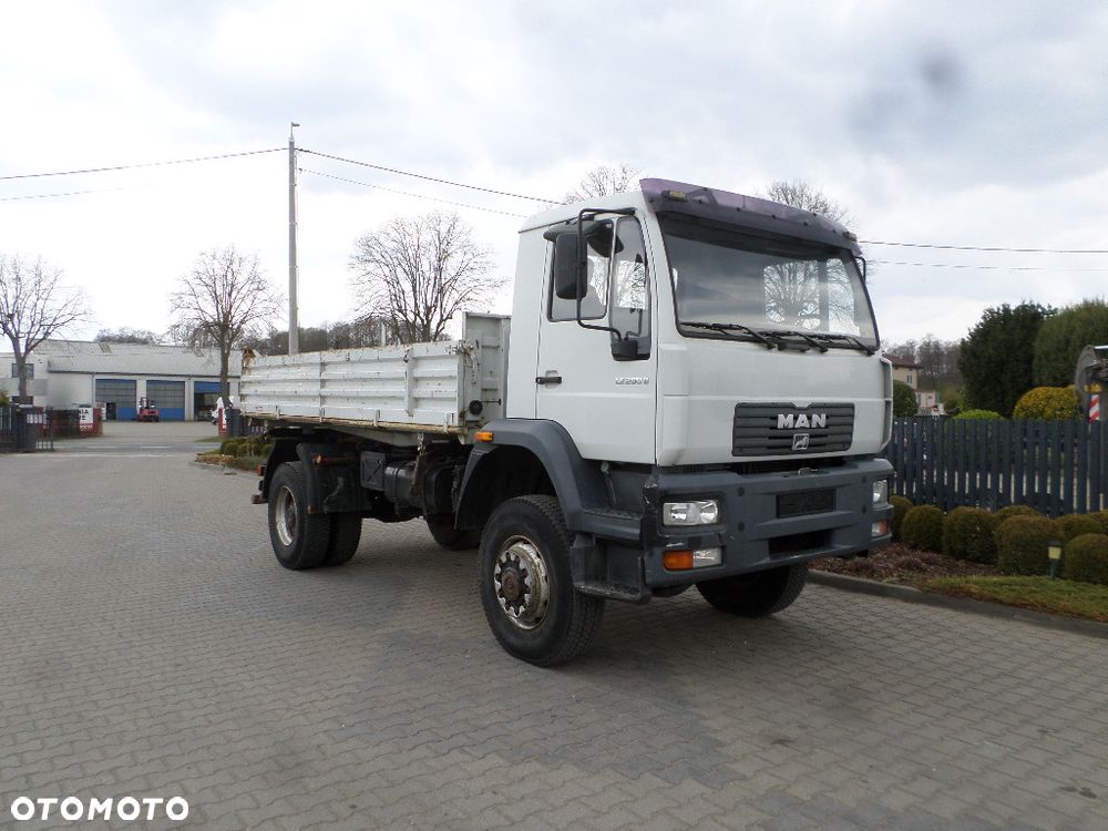 MAN LE280B 4X4 - 1