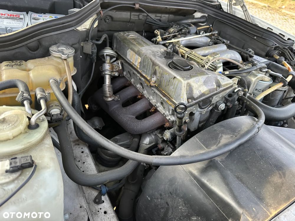 Mercedes-Benz Klasa E - 17