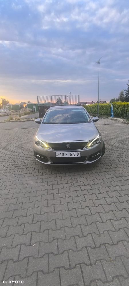 Peugeot 308 BlueHDi 130 Black Edition - 11