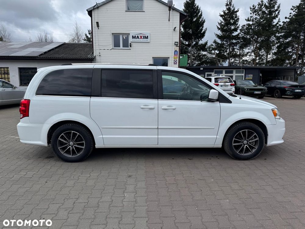 Dodge Grand Caravan 3.6 R/T - 4