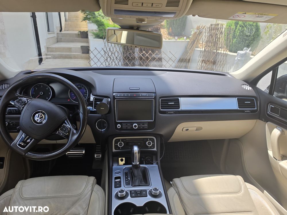 Volkswagen Touareg 3.0 V6 TDI BMT - 4