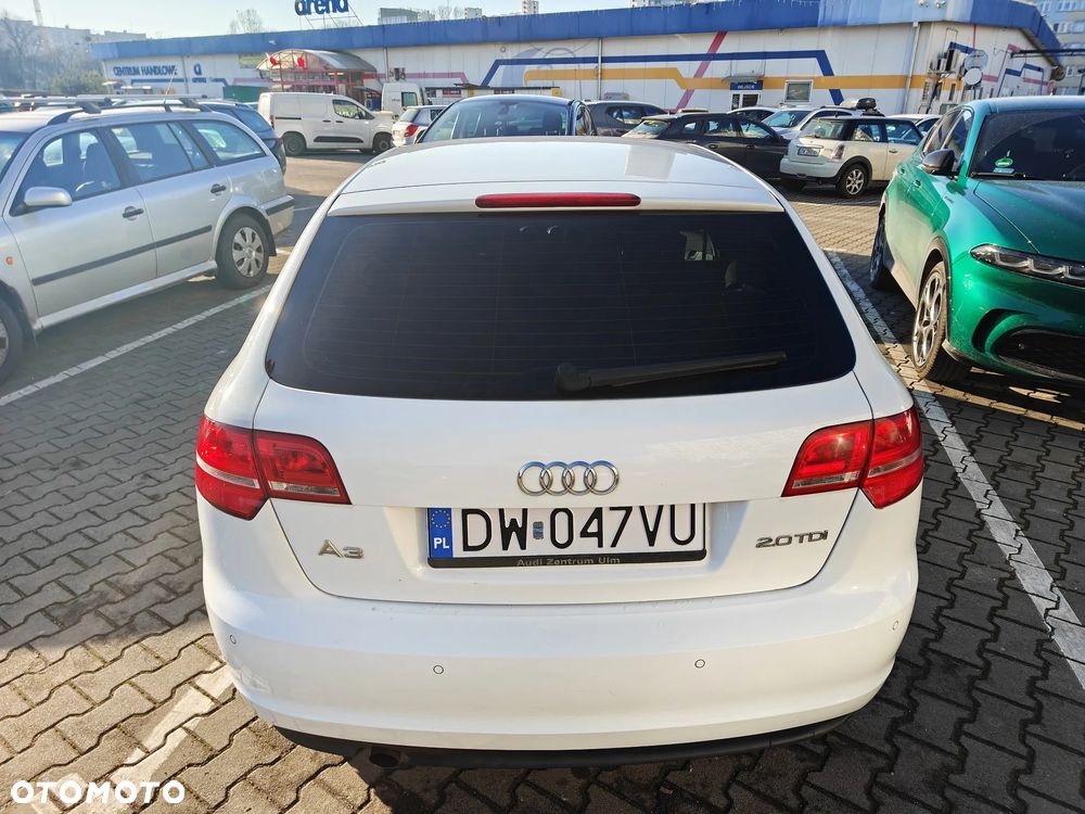 Audi A3 Sportback 2.0 TDI DPF (DSG) S tronic Attraction - 34