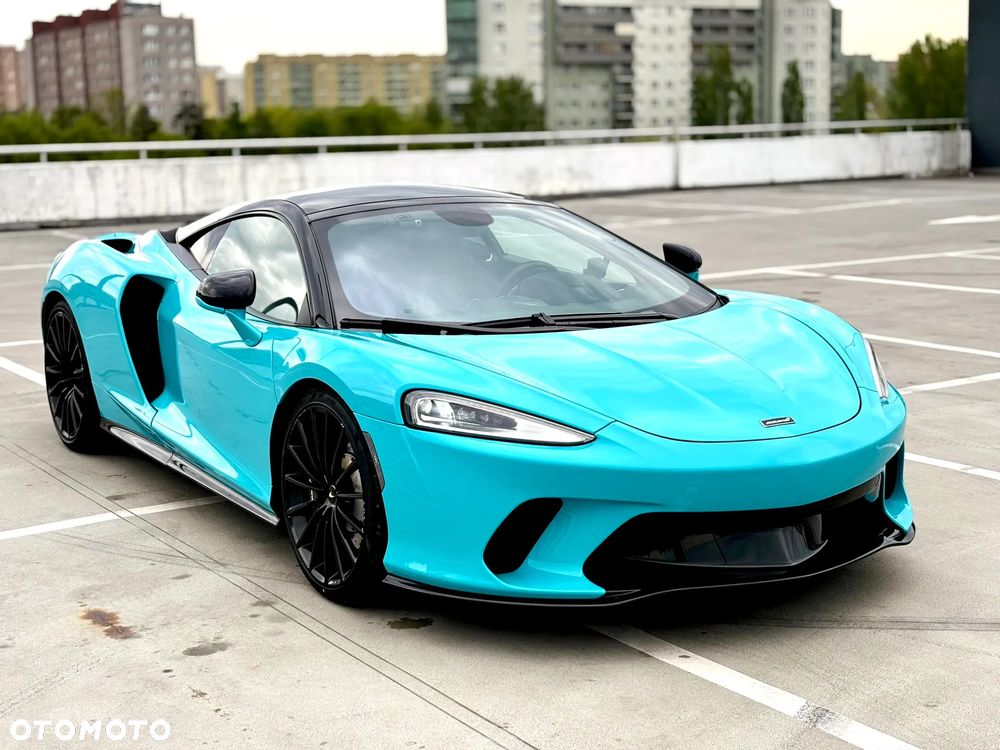 McLaren GT - 10