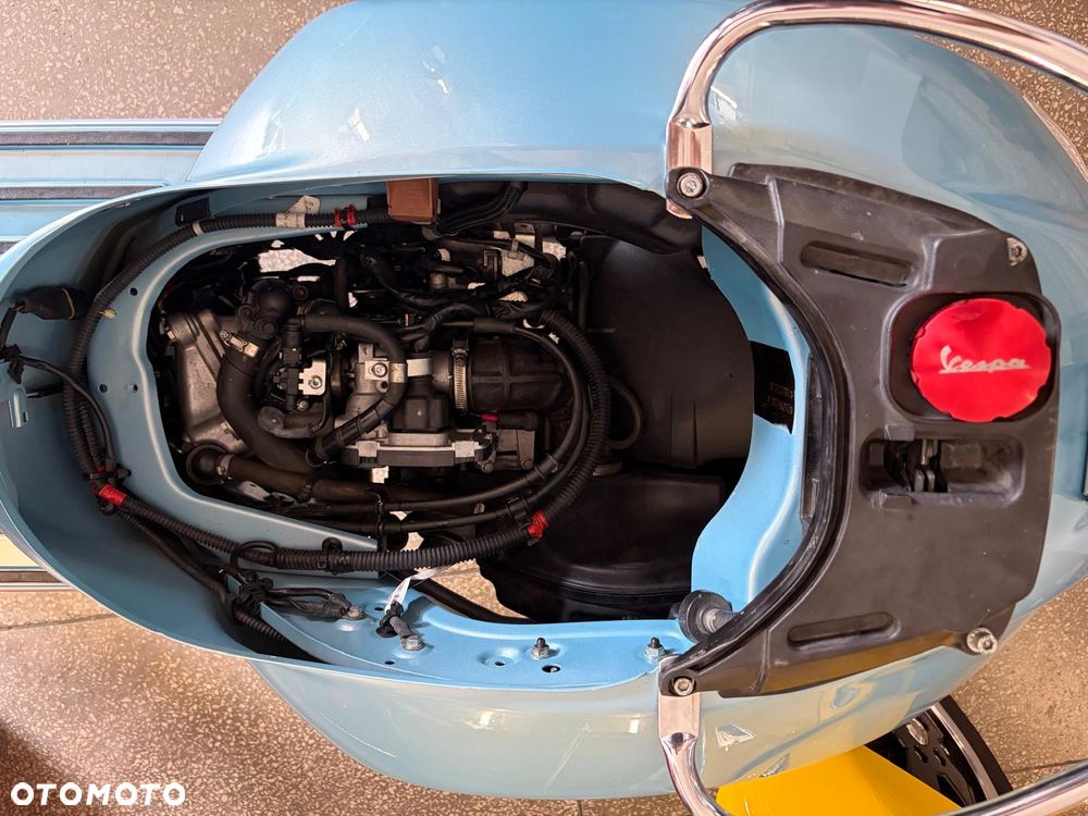 Vespa GTS - 11