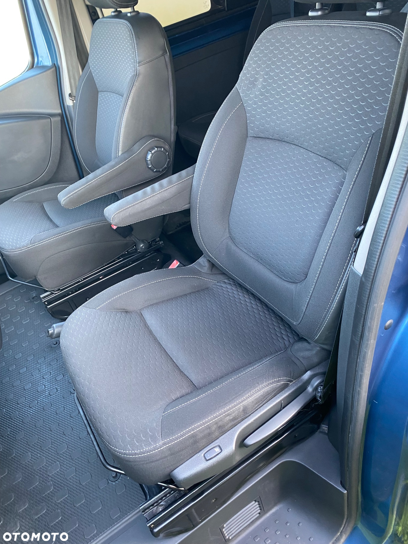 Opel Vivaro L2H1 2.9t Edition Tour - 10
