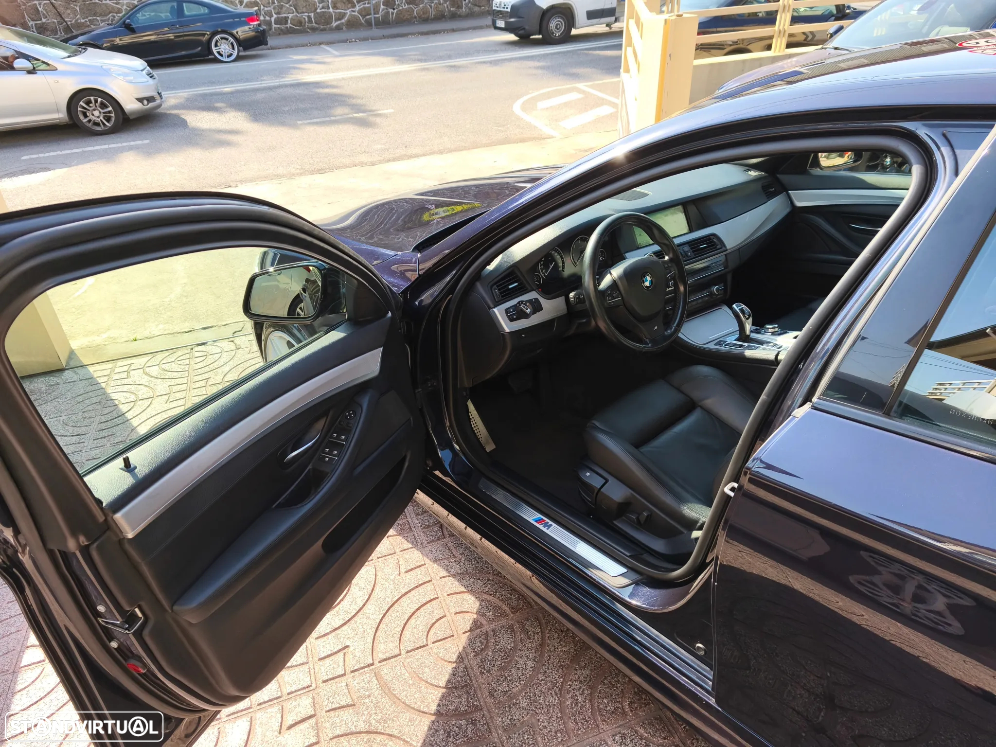 BMW 525 d xDrive Pack M Auto - 13
