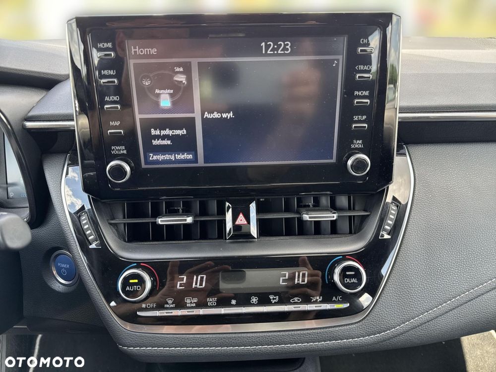 Toyota Corolla 1.8 Hybrid Comfort - 18