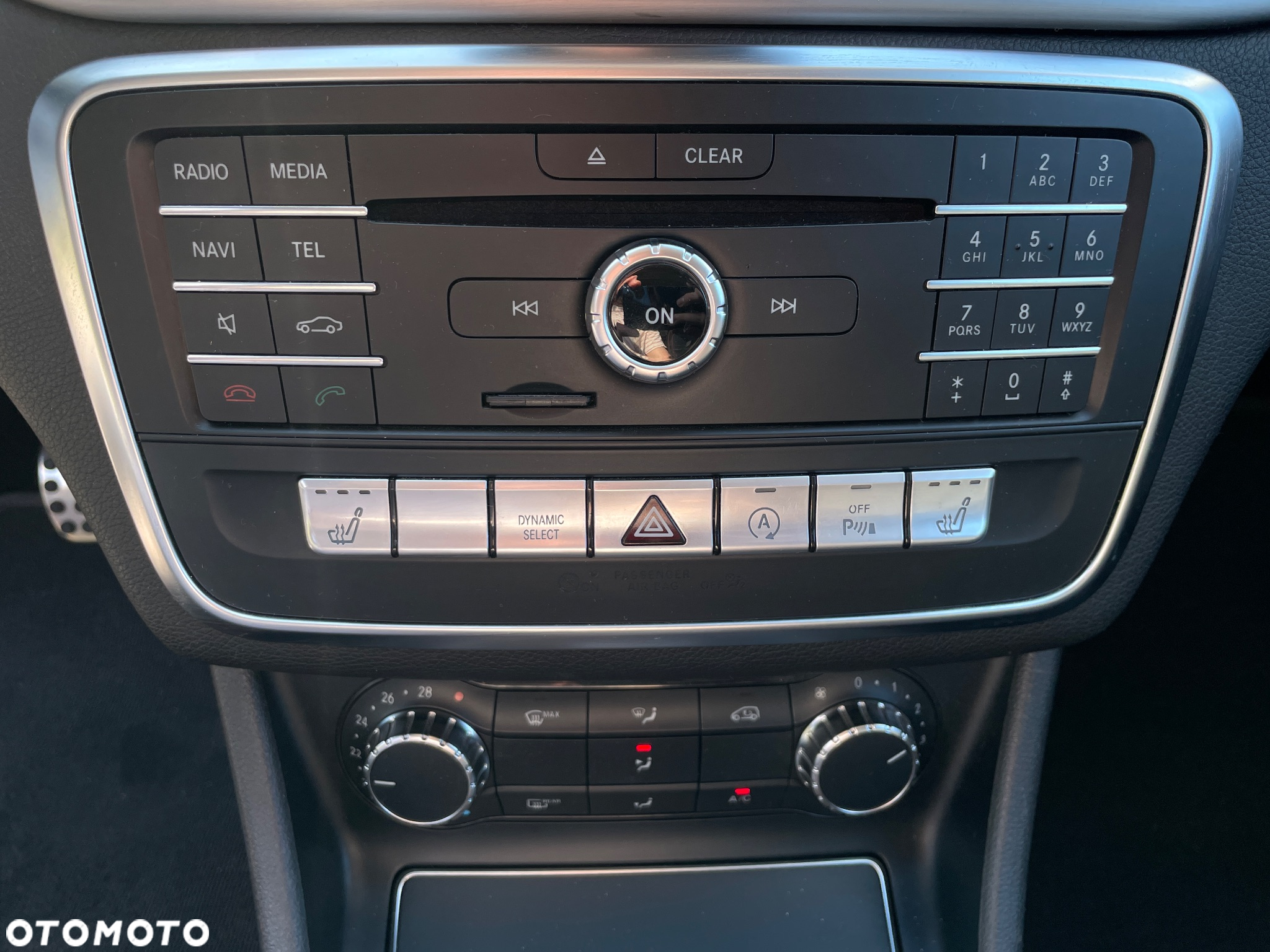Mercedes-Benz CLA 220 4-Matic AMG Line - 19