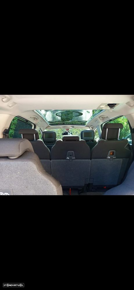 Peugeot 5008 1.6 HDi 7L Allure - 30