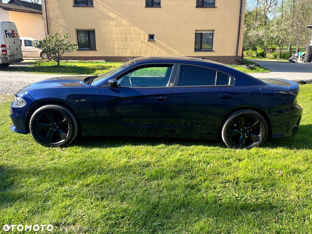 Dodge Charger - 7