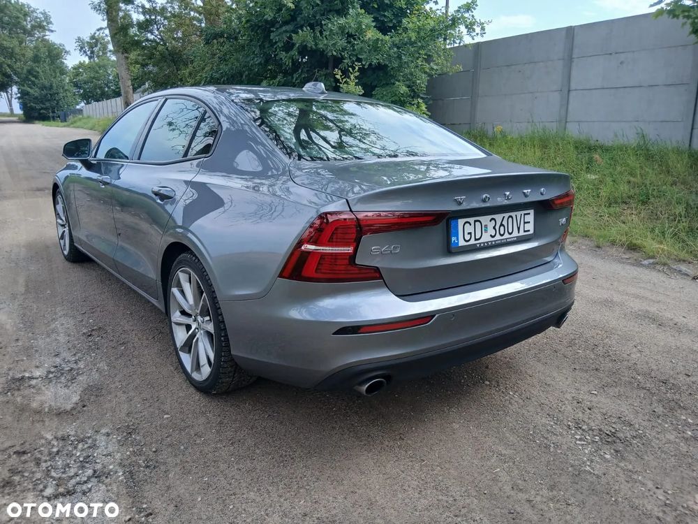Volvo S60 T6 AWD Momentum Pro - 4