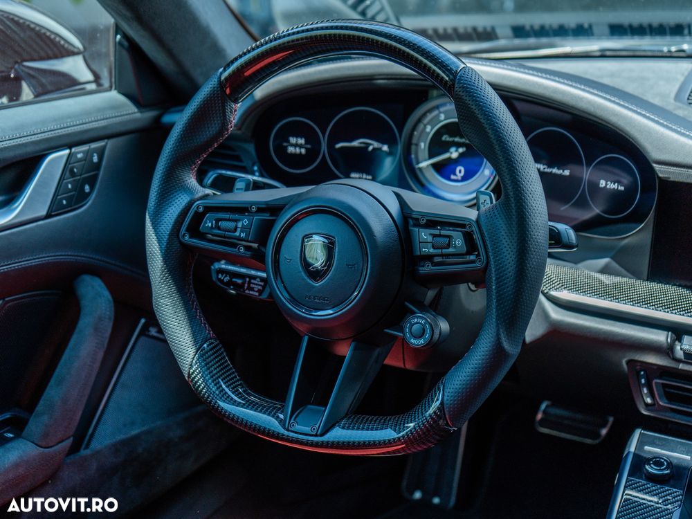 Porsche 911 911Turbo S - 34