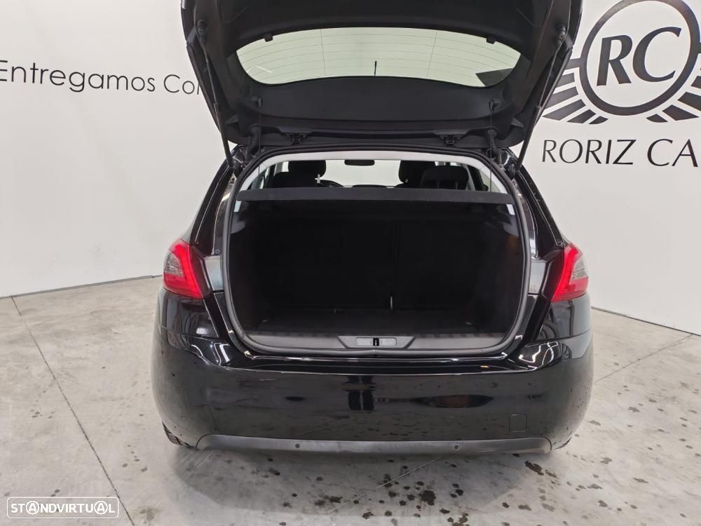 Peugeot 308 1.5 BlueHDi Style J17 EAT8 - 12