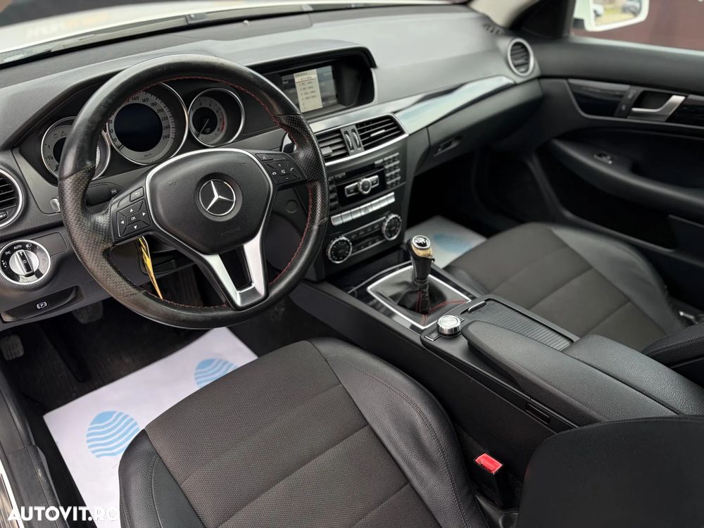 Mercedes-Benz C 180 Edition - 10