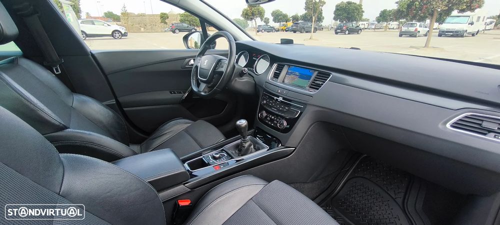 Peugeot 508 SW HDi FAP 140 Allure - 24