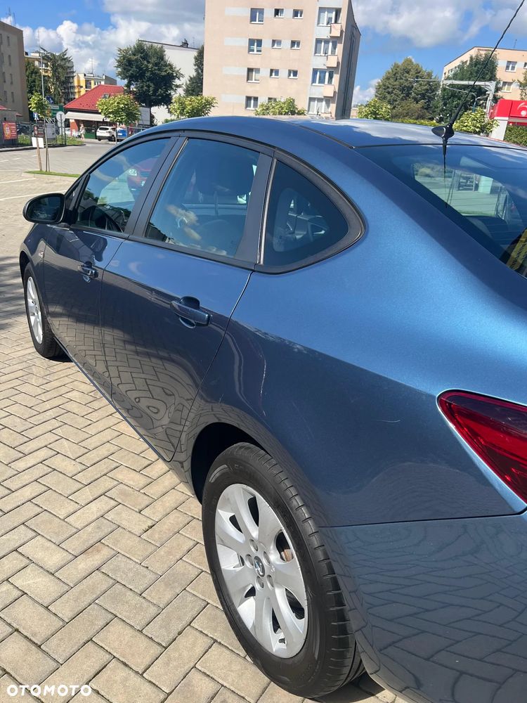 Opel Astra 1.6 Business - 7