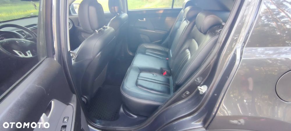 Kia Sportage 1.7 CRDI XL 2WD - 11