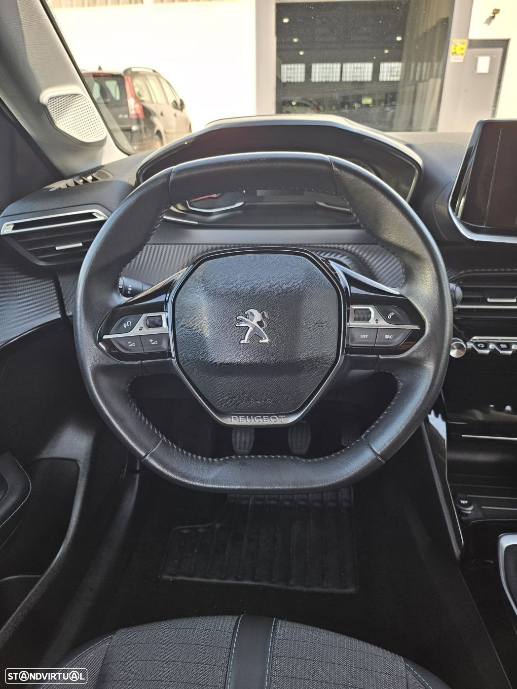 Peugeot 208 1.2 PureTech Allure - 11