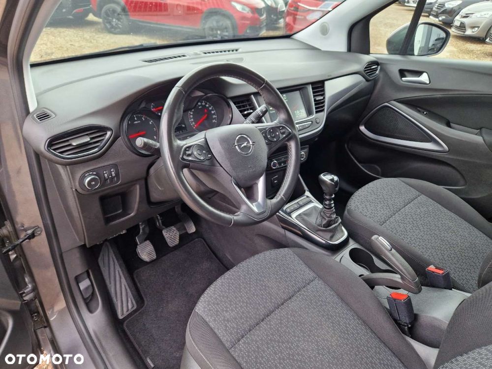 Opel Crossland X - 11