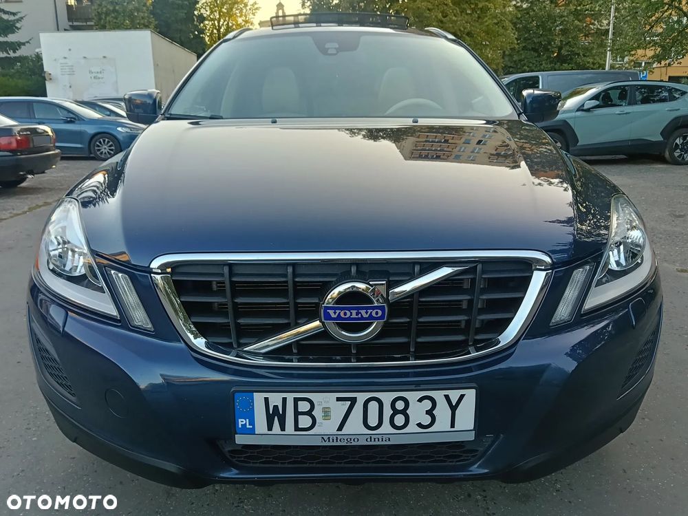 Volvo XC 60 3.2 AWD Momentum - 1