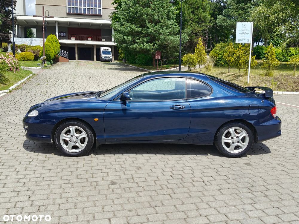 Hyundai Coupe - 5