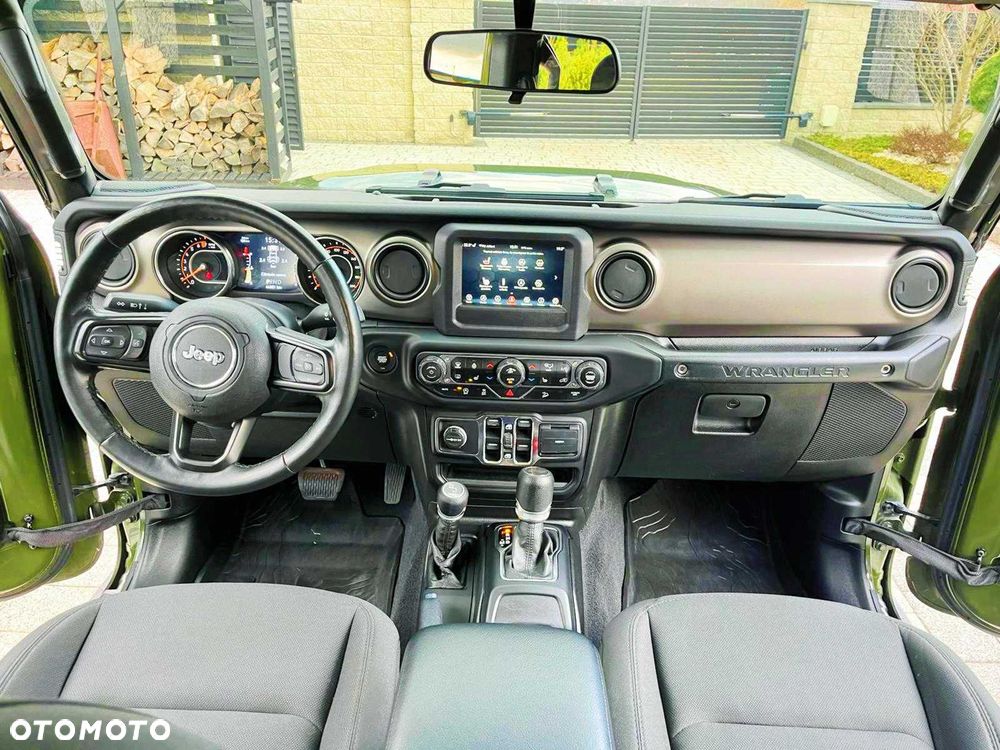 Jeep Wrangler - 7