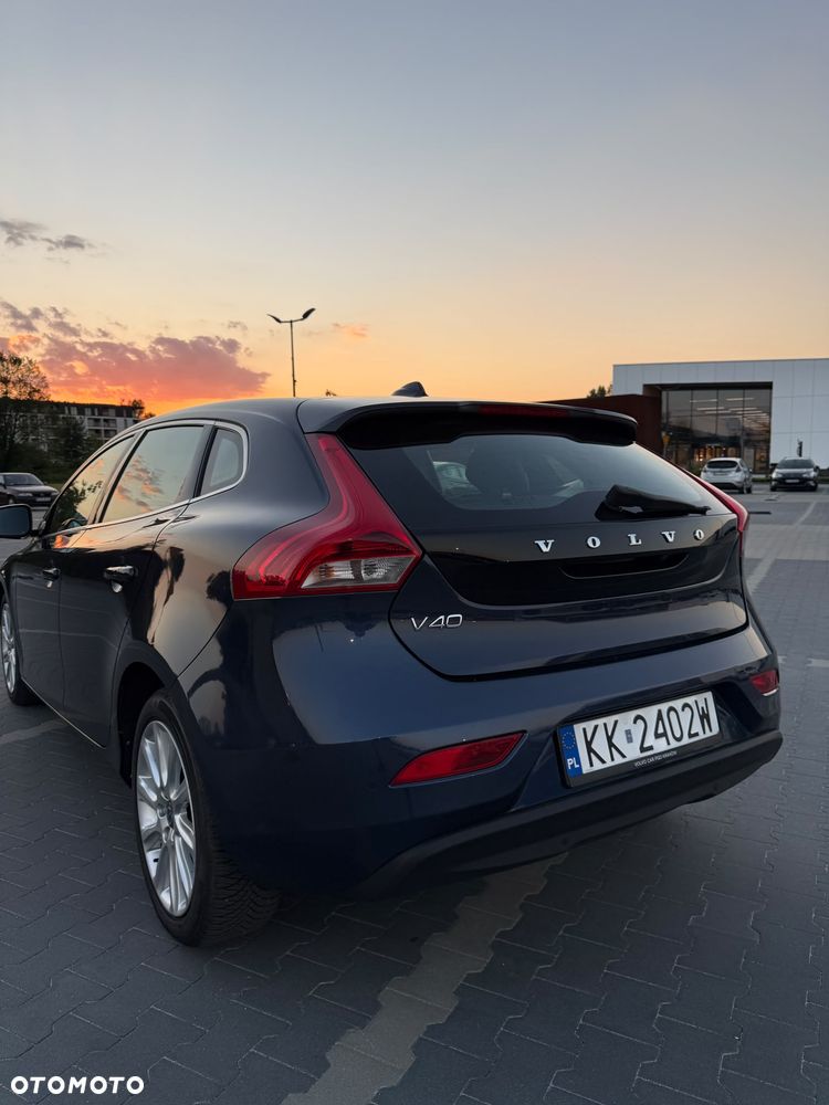 Volvo V40 D2 Summum - 7