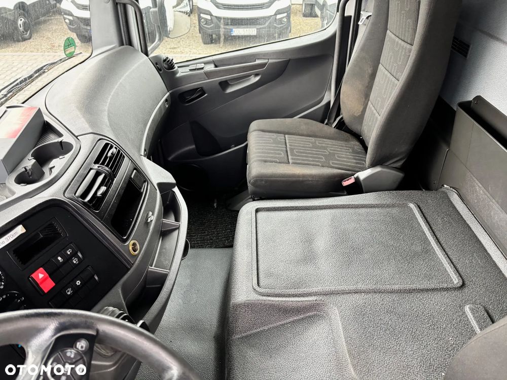 Mercedes-Benz ATEGO 1221,1523,1518,,1218,,1223 CHLODNIA KONTENER WYWROTKILKA SZTUK - 12