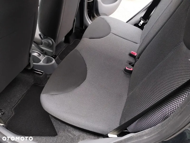 Toyota Aygo - 11