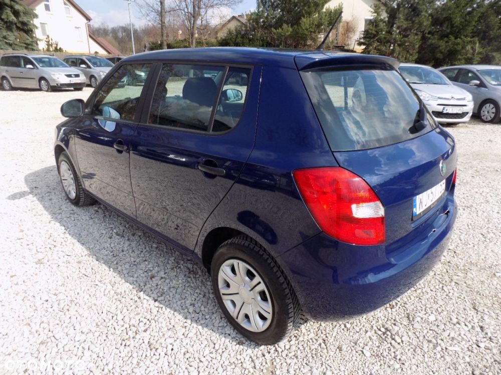 Skoda Fabia - 4