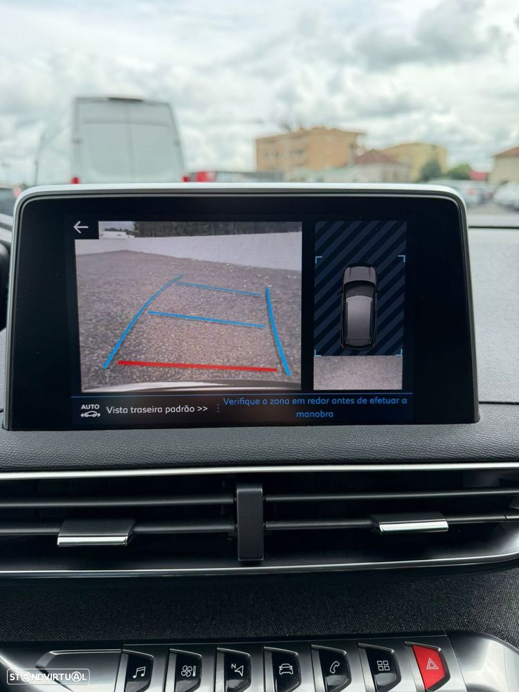 Peugeot 3008 1.2 PureTech Allure - 33