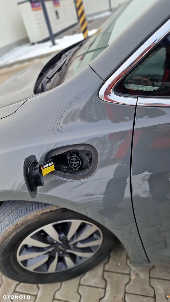 Chrysler Pacifica - 10