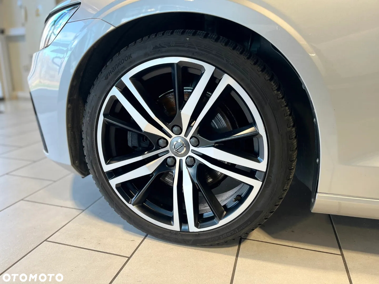 Volvo S60 B4 B R-Design - 8