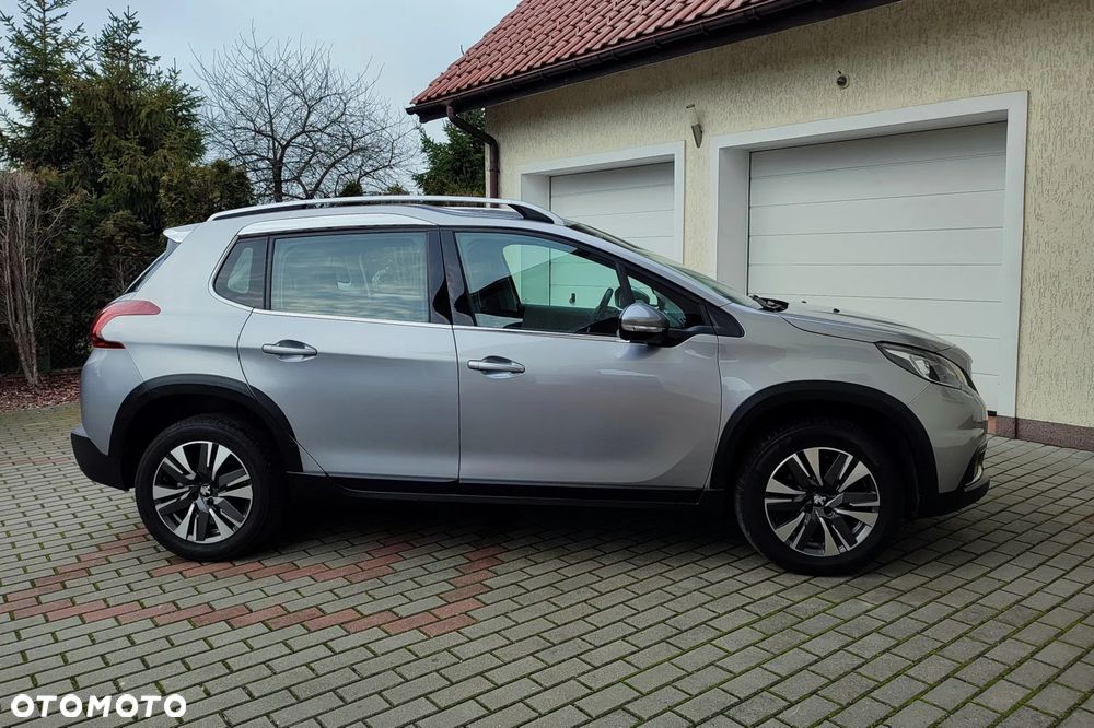 Peugeot 2008 PureTech 110 GPF Stop&Start EAT6 Allure - 25