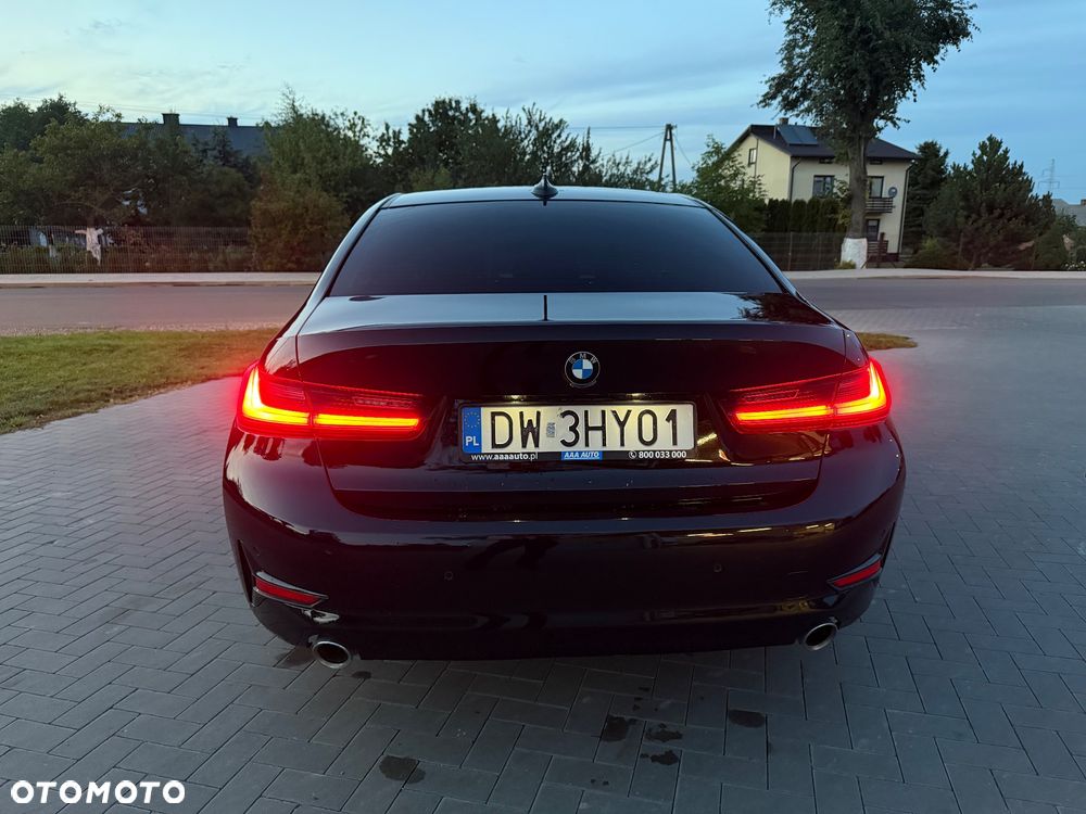 BMW Seria 3 320i - 28