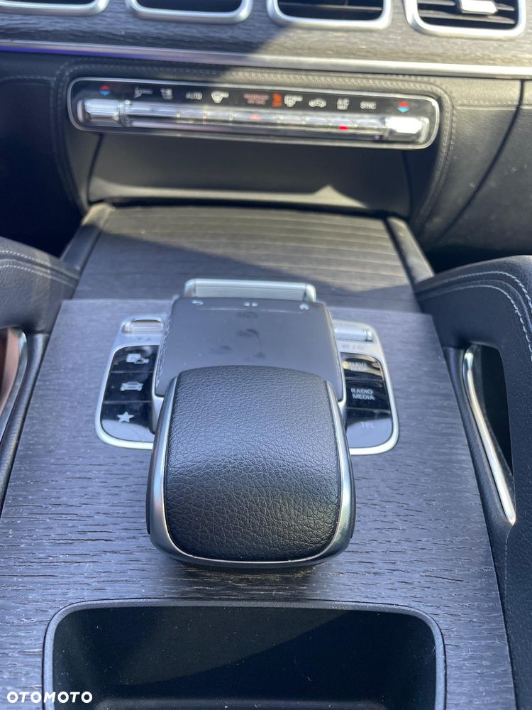 Mercedes-Benz GLE - 19