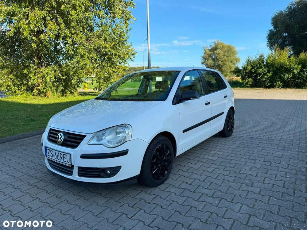 Volkswagen Polo - 1