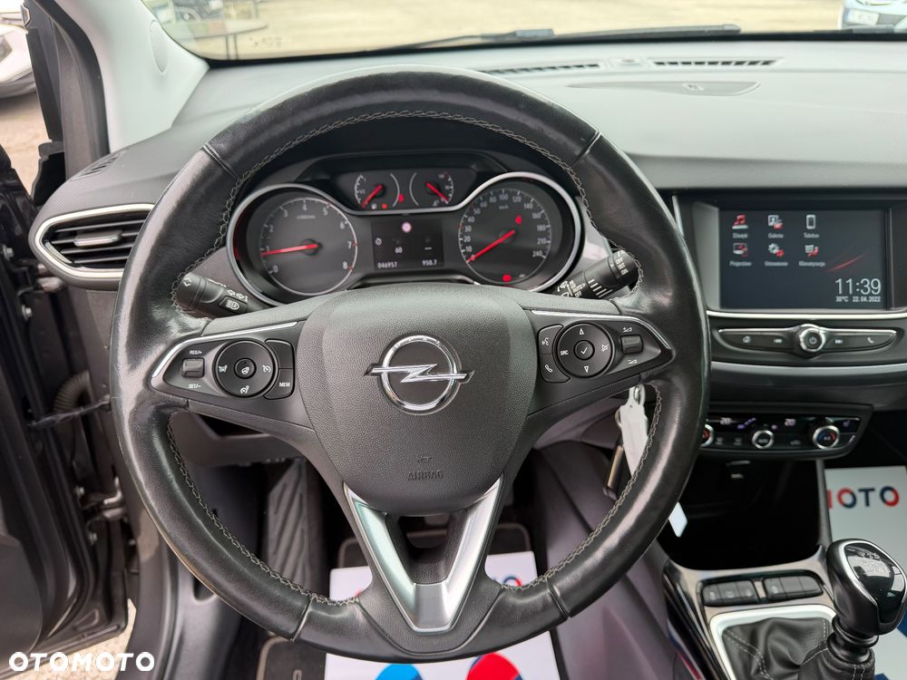 Opel Crossland X 1.2 T Design Line S&S - 20