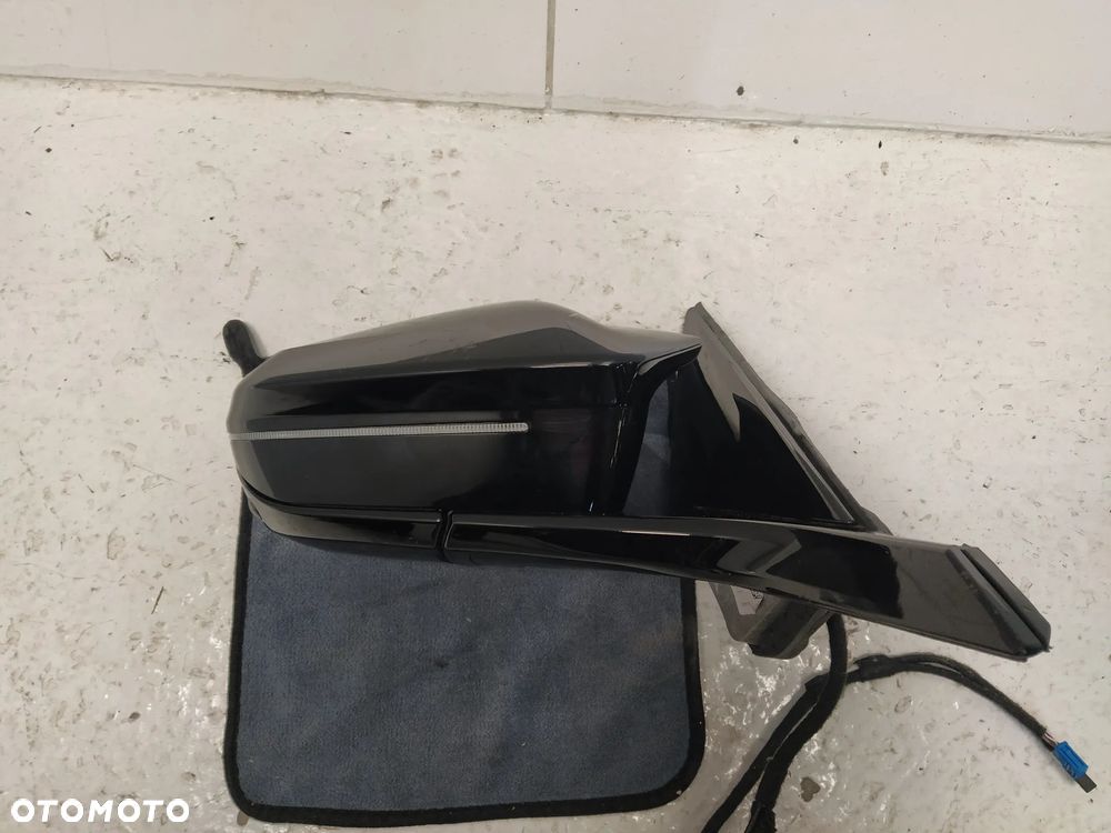 BMW 7 G70 M-POWER LUSTERKO ZEWNĘTRZNE PRAWE ASFERYCZNE ASYSTENT FOTOCHROM KAMERA 9+8+1 PIN KOMPLETNE UK ORYGINAŁ - 8