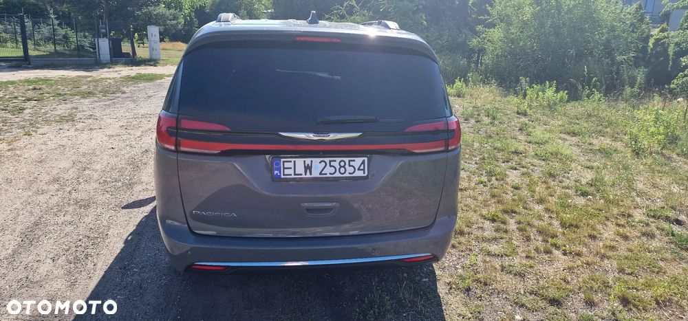 Chrysler Pacifica - 13
