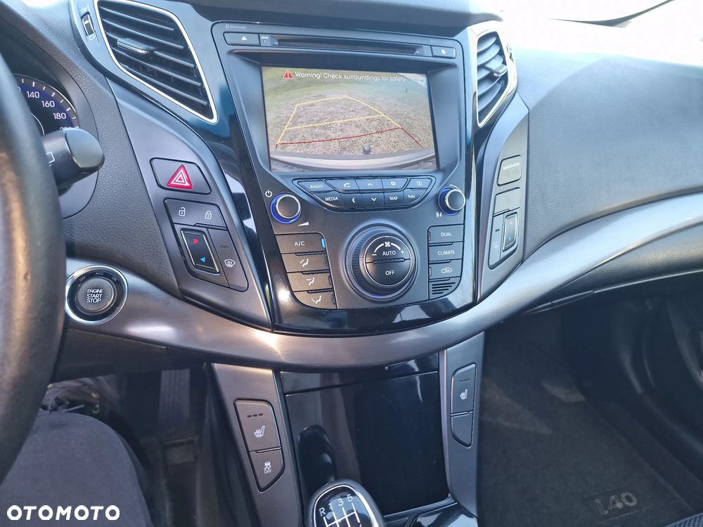 Hyundai i40 2.0 Premium - 38