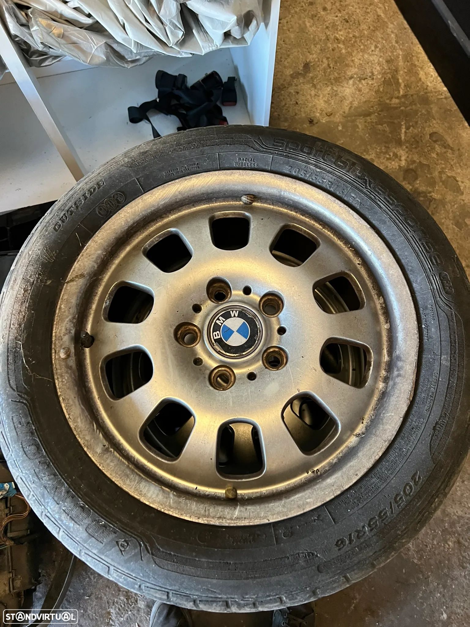 4 Jantes BMW+ 4 Pneus Dunlop 205/55 R16 - 1