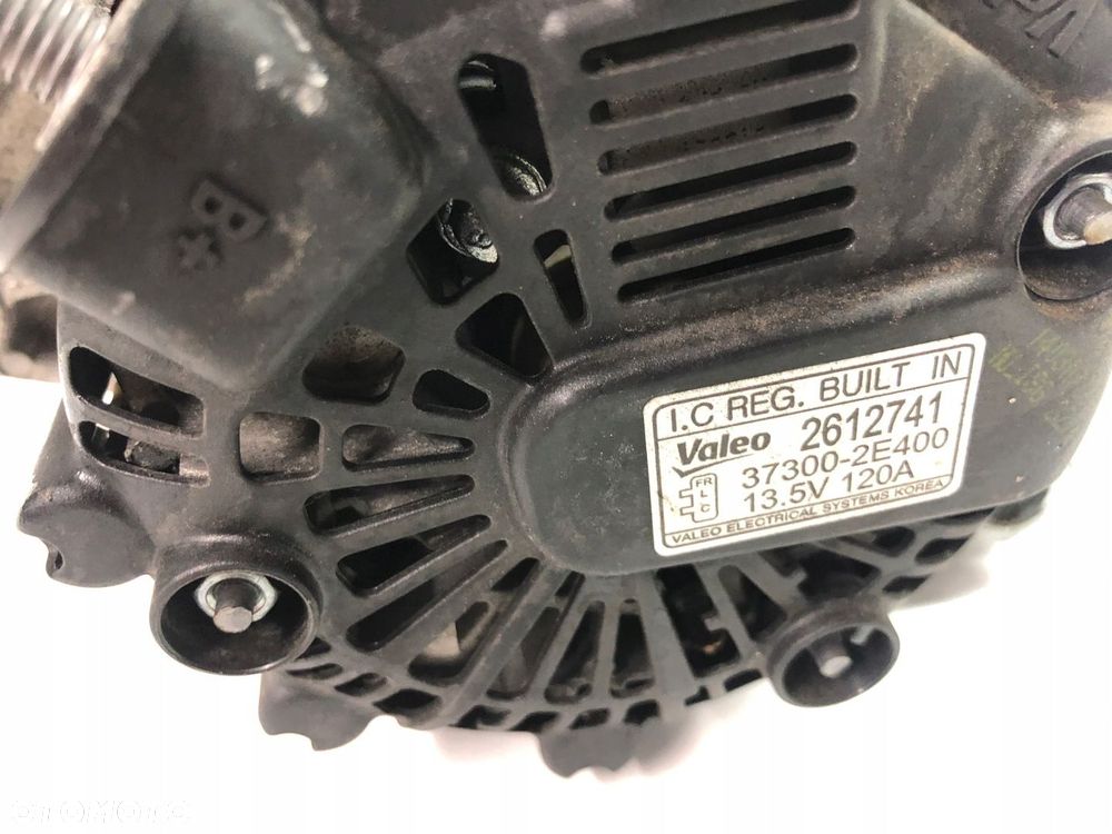 Kia Sportage III 2,0 GDI ALTERNATOR 27300-2E400 - 2
