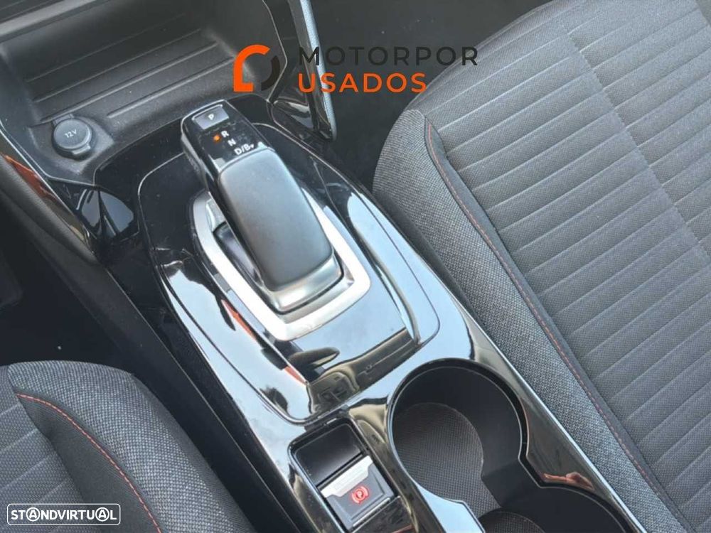 Peugeot e-2008 50 kWh Active Pack - 19