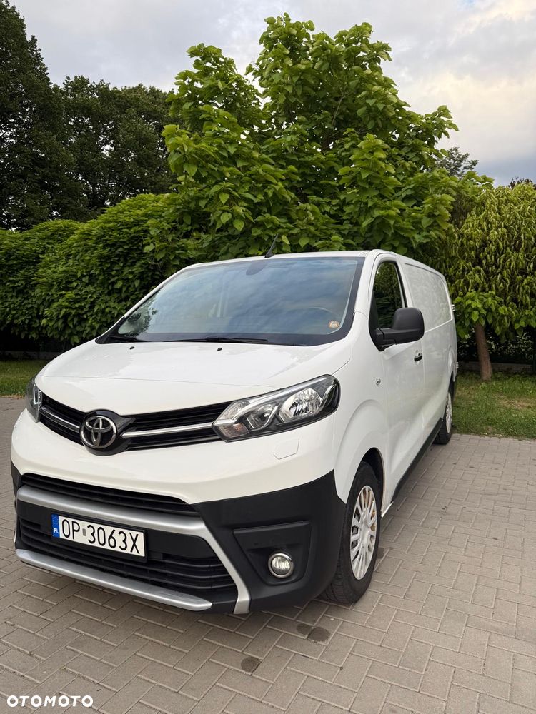 Toyota proace - 2