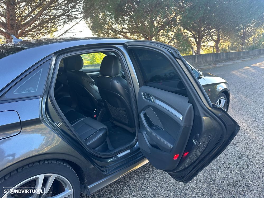 Audi A3 Limousine 1.6 TDI (clean diesel) S line Sport Pack - 15